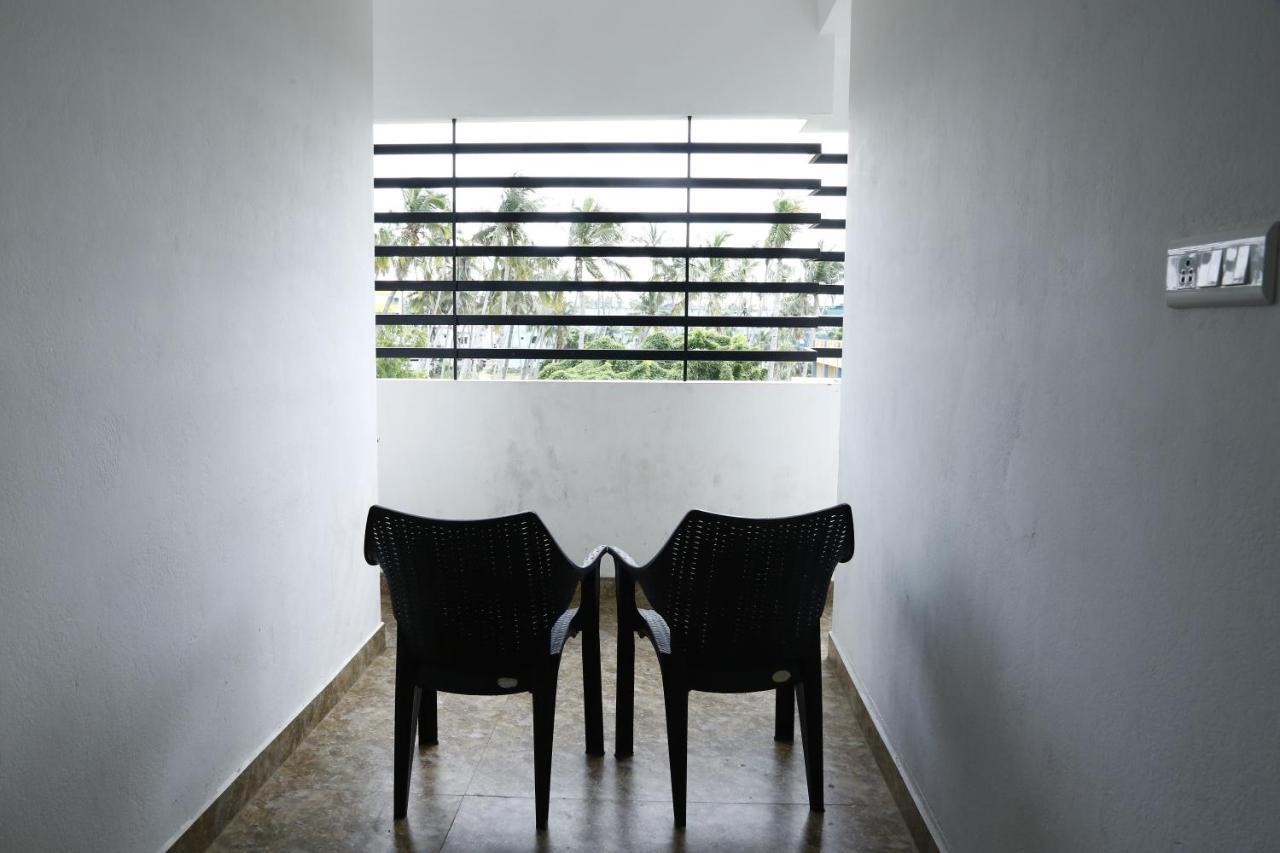 The Base Inn Pondicherry Exterior foto